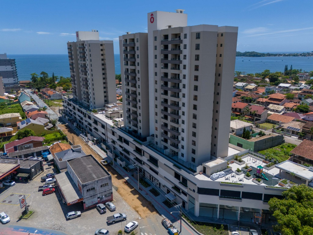 Apto 502, 1 suíte e 2 dormitórios com vista mar, Armação, Penha